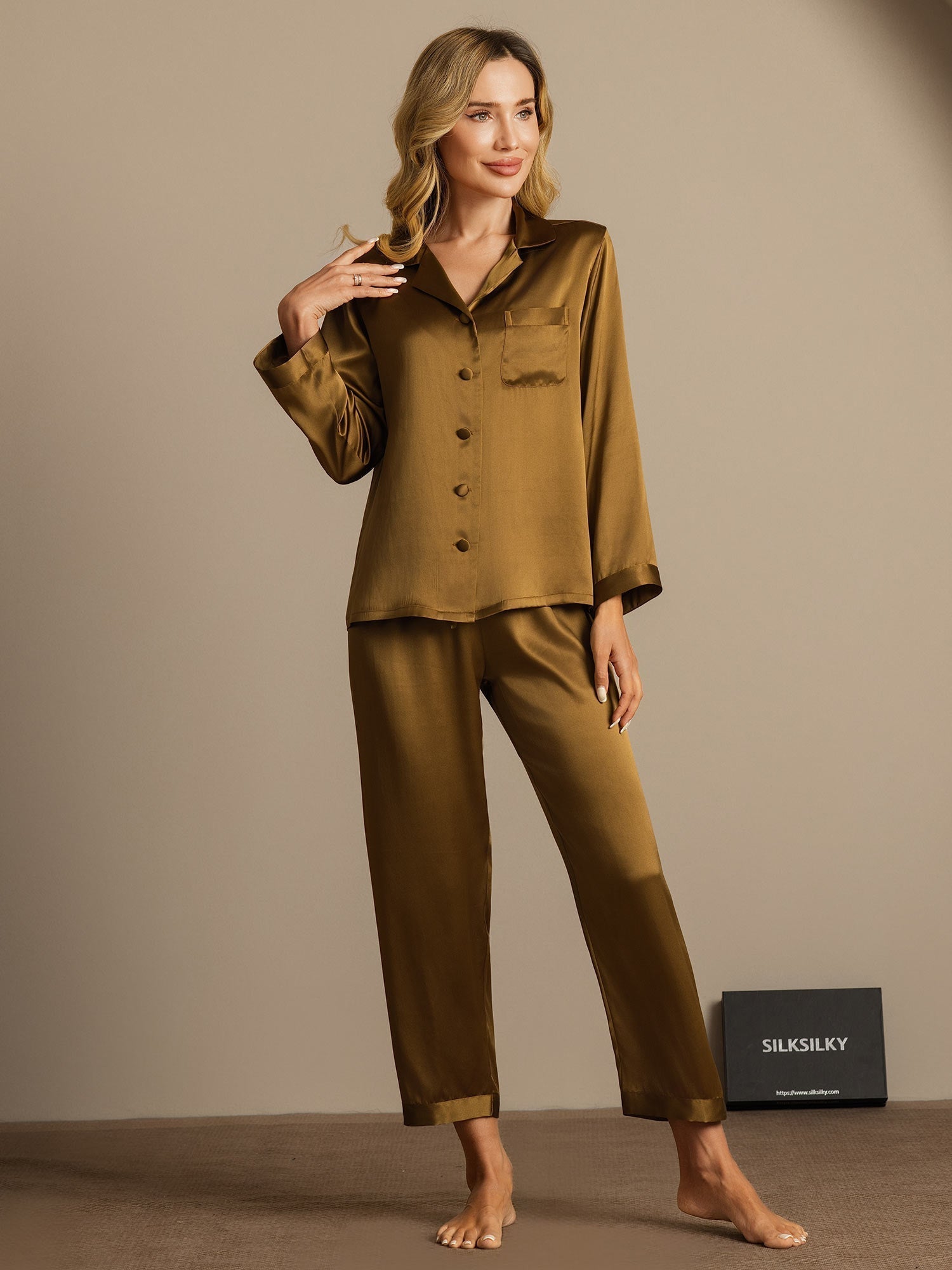 Women’s Mulberry Silk Long Sleeve Pajama Set