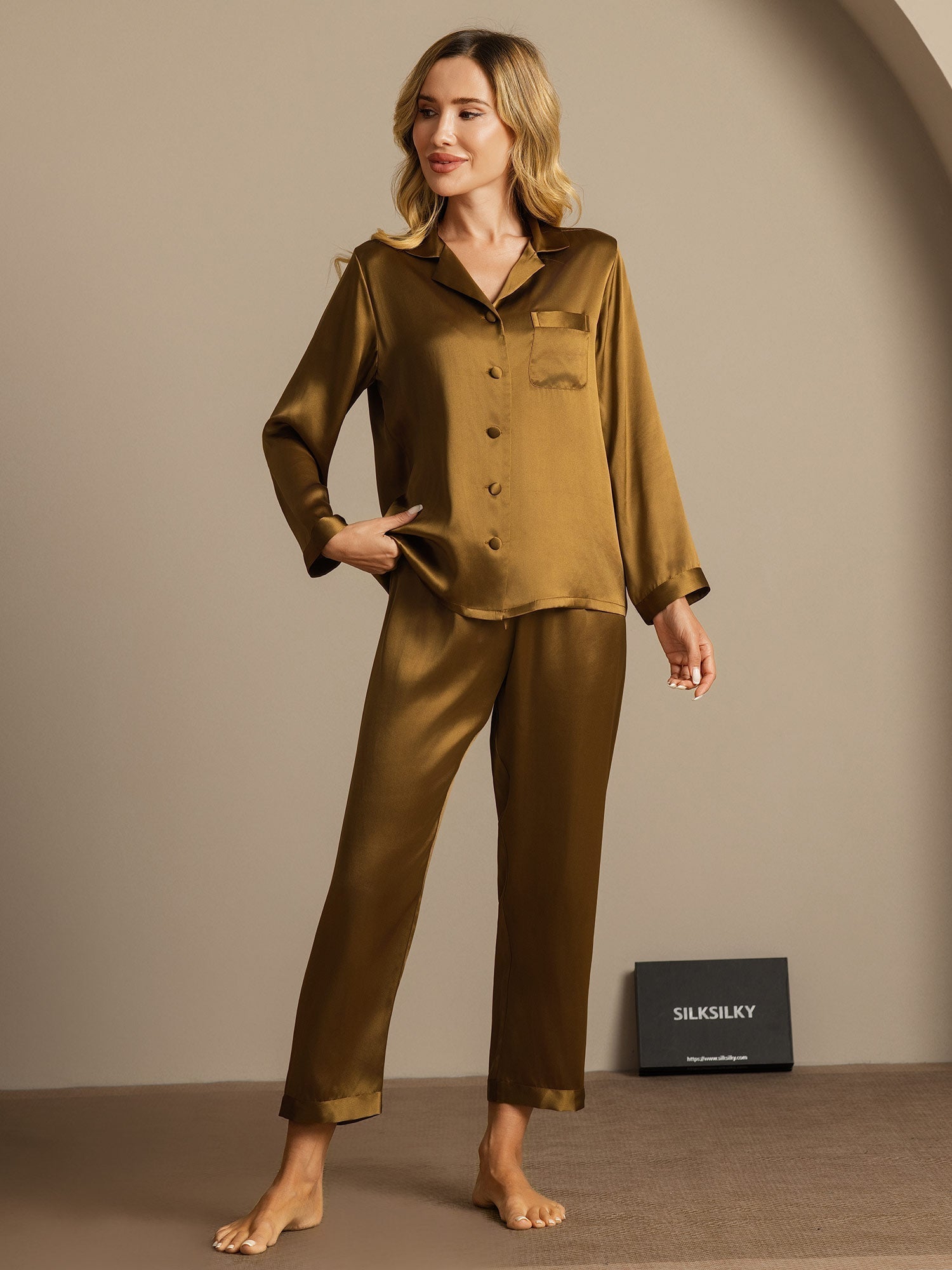 Women’s Mulberry Silk Long Sleeve Pajama Set